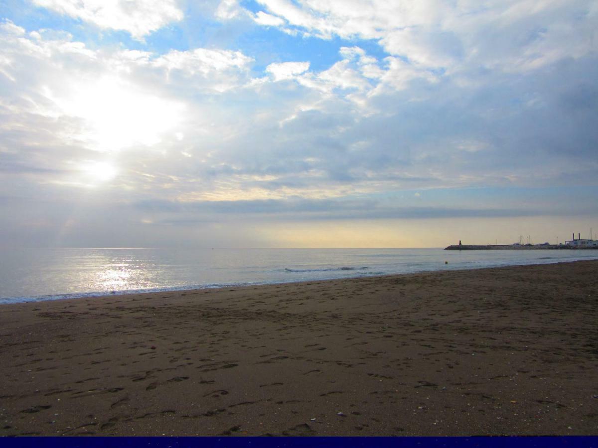 Carihuela Beach توريمولينوس المظهر الخارجي الصورة